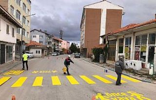 Altıntaş’ta ’’Yaya geçidi’’ çalışması