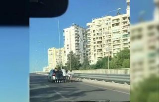 Antalya’da patenli ve motosikletli gençlerin tehlikeli...