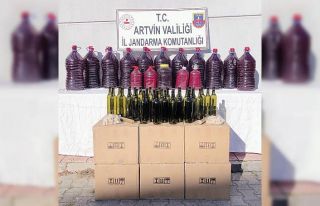 Artvin’de jandarmadan kaçak içki operasyonu