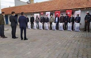 Aslanapa’da çiftçilere ’’Macar Fiği tohumu’’...