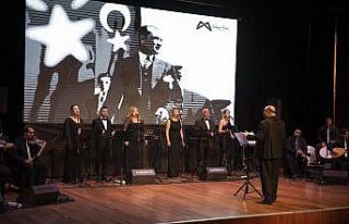 Atatürk, Mersin’de sevdiği şarkılarla anıldı