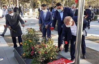 Aybüke öğretmen mezarı başında anıldı