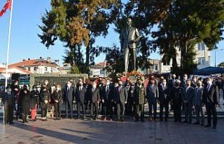 Ayvalık’ta Atatürk’ün 82. yıldönümü hüznü