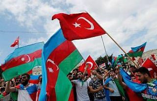 Azerbaycan’da zafer kutlamaları devam ediyor