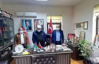 Azerbaycan’ın zafer mutluluğunu paylaştılar