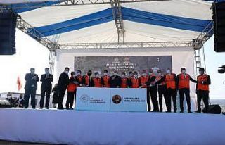 Bakan Karaismailoğlu tarafından Aydın-Denizli Otoyolu’nun...