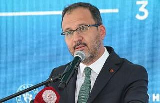 Bakan Kasapoğlu’ndan Sivasspor için tebrik mesajı