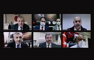 Bakan Koca 6 ilin sağlık müdürüyle görüştü