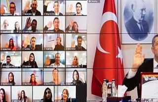 Bakan Selçuk’tan dünya ikincisi MEBİM’E kutlama