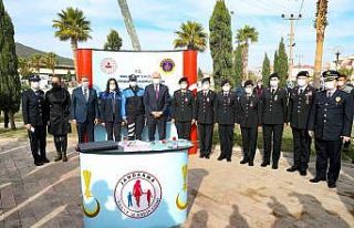 Bakan Soylu KADES standını ziyaret etti