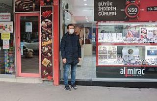 Balıkesir’de saat 09.05’de hayat durdu