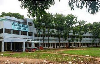 Bangladeş’teki Atatürk Lisesi, yıllardır 2 ülke...