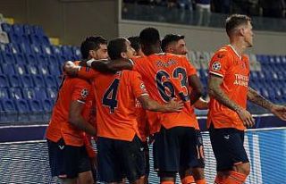 Başakşehir, evindeki 17. maçta 6. galibiyetini...