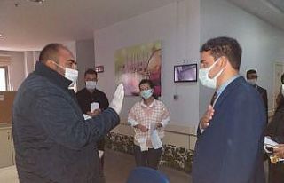 Başhekim Çelik ve ekibi, hasta yakınlarının takdirini...