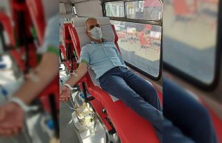 Başkan Altıkulaç, kan bağışında bulundu