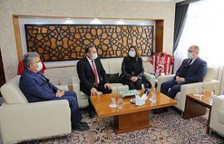 Başkan Bilgin “Biz eğitim camiasının emrindeyiz’’