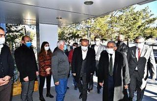Başkan Büyükkılıç Pınarbaşı ve Sarız’da...