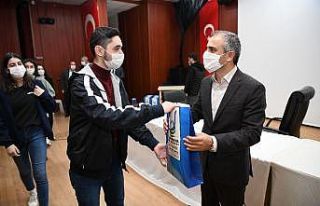 Başkan Çiftçi, üniversitelilerle buluştu