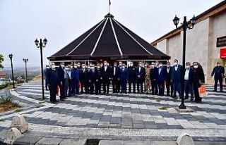 Başkan Çınar, muhtarları oba çadırında ağırladı
