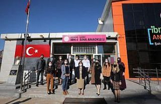 Başkan Fatma Şahin, öğrencilere masal okudu