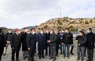 Başkan Gürkan sahadaki personellerle bir araya geldi