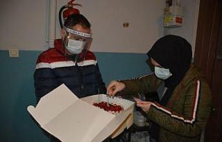 Başkan Hürriyet’ten küçük Berkay’a pasta...