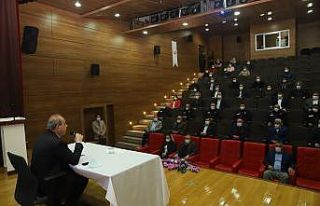 Başkan Kılıç personellerle istişare toplantısı...