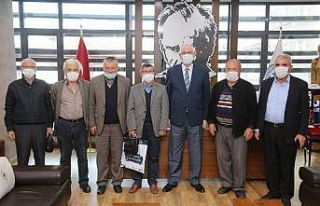 Başkan Kurt, Kuyucak mahallesi sakinleri ile bir...