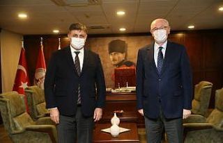 Başkan Kurt’tan Karşıyaka Belediyesi’ne geçmiş...