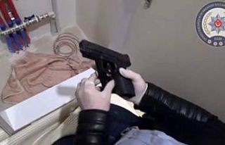 Baskı ve tehditle para kazanmanın kolay yolunu bulan...