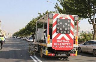 Batman’da yol yapım çalışmaları devam ediyor