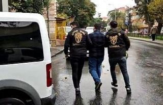 Beyin ameliyatı geçirmiş çocuğa şiddet uygulayan...