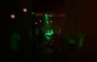 Beyoğlu’nda tedbirleri hiçe sayan kaçak gece...