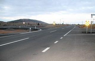 Beyşehir-Seydişehir arası bölünmüş yol çalışmaları...