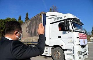 Bilecik’ten yardım tırı İzmir’e uğurlandı