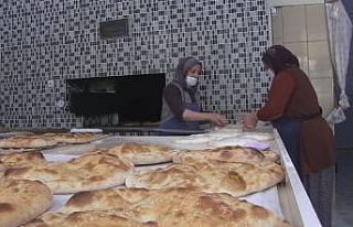 Bu fırının başında kadınlar var