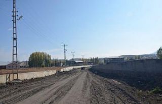 Bulanık Belediyesinden stabilize yol çalışması