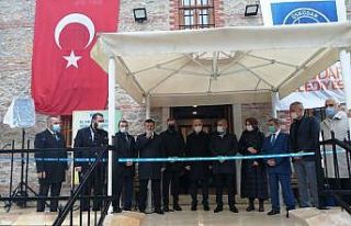 Burhaniye Camii restorasyonun ardından ibadete tekrar...