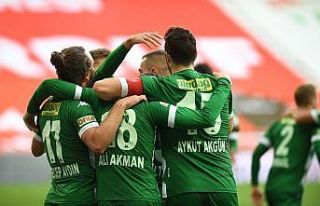 Bursaspor ile Karşıyaka 10 yıl sonra karşı karşıya...