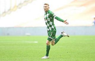 Bursaspor’da Burak Kapacak son idmana çıktı