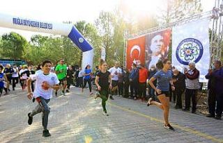 Büyükşehirden ’Özlemle Atamıza Koşuyoruz’...