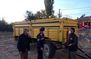 Çalınan römorkları JASAT buldu, 4 şüpheli yakalandı