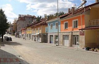 Çameli’de eski evler tadilattan geçirilerek farklı...