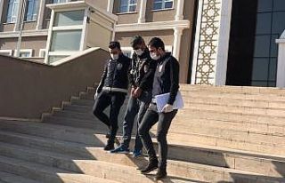 Çayırova’da girdiği evden hırsızlık yapan...