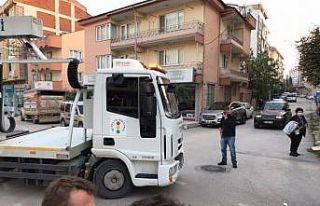 Çekicinin motosikletliye çarpma anı kamerada