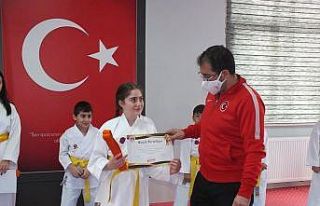Çelebispor’da tekmeler kuşak için kalktı
