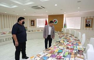 Cemil Meriç Kitaplığı’na 1400 kitap daha bağışlandı