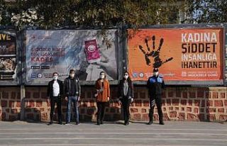 Cizre polisi kadınları bilgilendirip KADES’i tanıttı