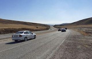 Çorum-Kırkdilim yolunun tamamlanan bölümleri ulaşıma...