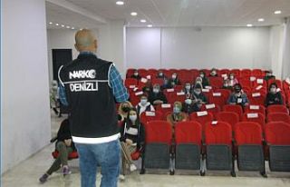 Denizli’de “En İyi Narkotik Polisi: Anne” kampanyası...
